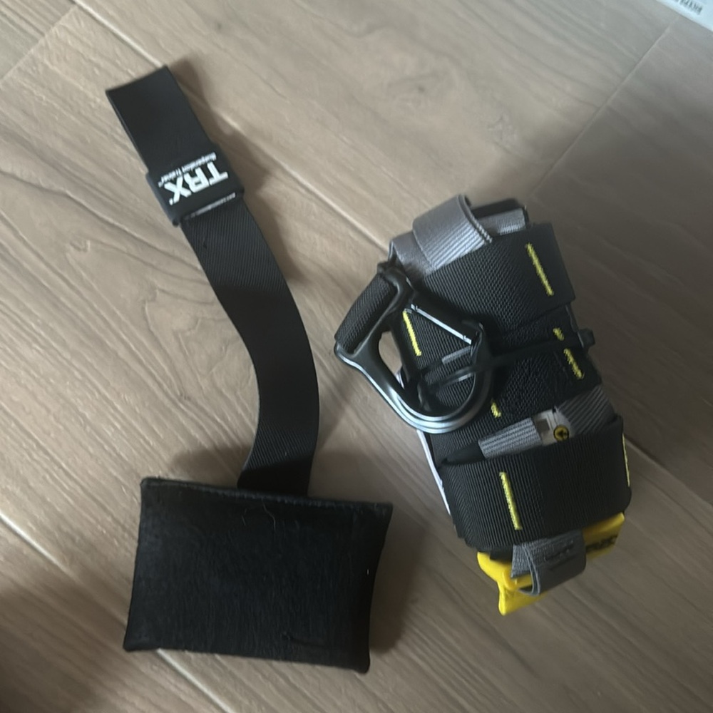 TRX workout straps. Travel/mobile set. Has door stopper.